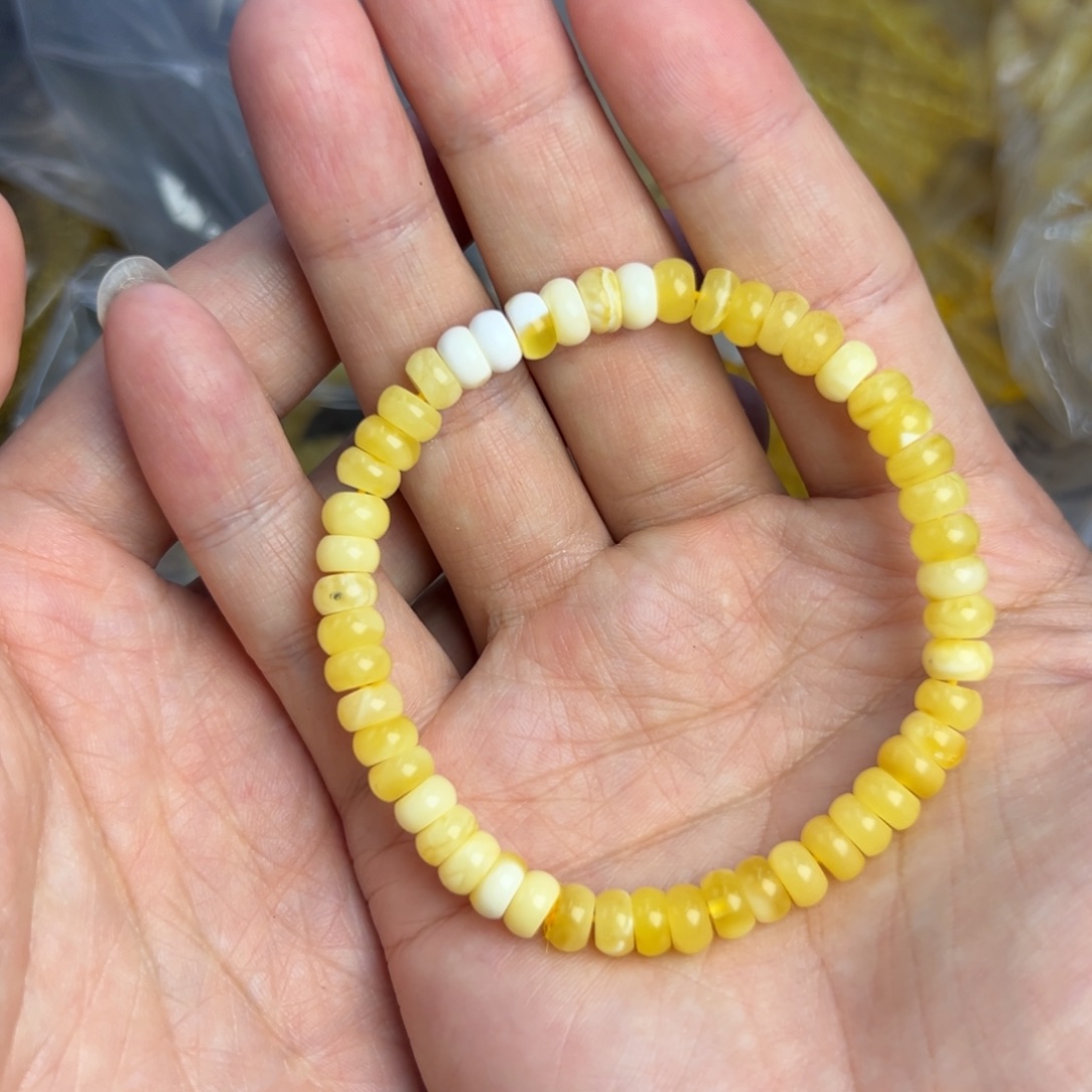 金***。琥珀未镶嵌裸石7加