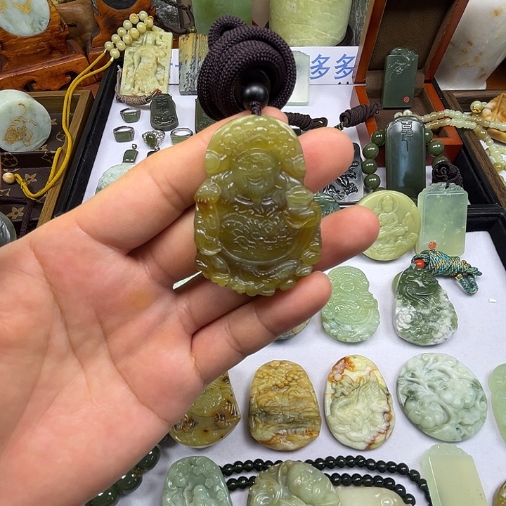 岫玉未镶嵌吊坠(不含链)