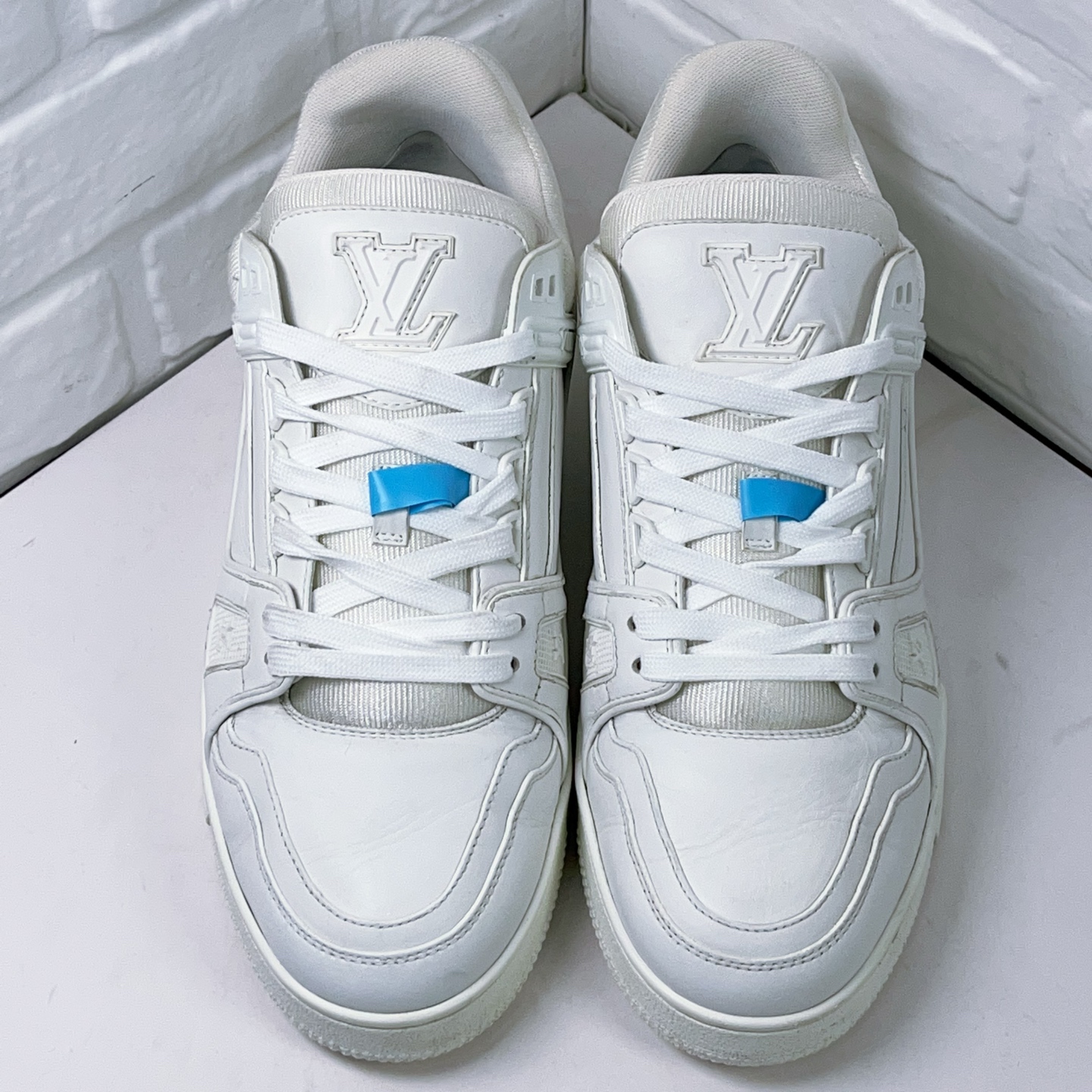 99新 LouisVuitton/路易威登 trainer 纯白板鞋 欧码8码42码 