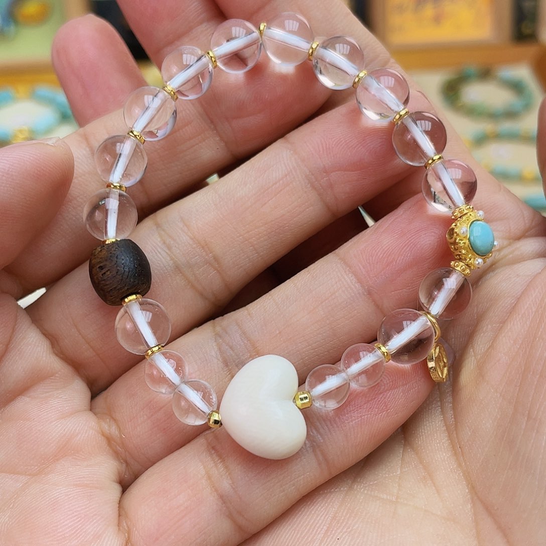 水晶吊坠(赠链)未镶嵌