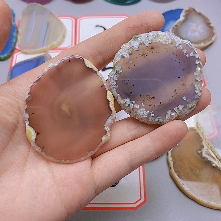 【闪购商品】玛瑙/玉髓未镶嵌珠宝半成品滴**铃