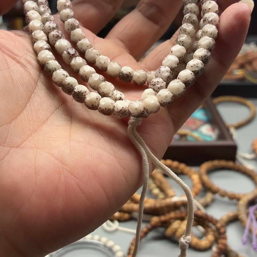 吊坠星月菩提果冻灰冰撞色108