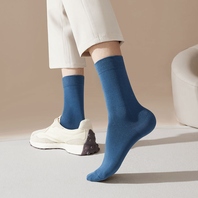 24新款中筒袜男士纯色袜潮流休闲中筒袜