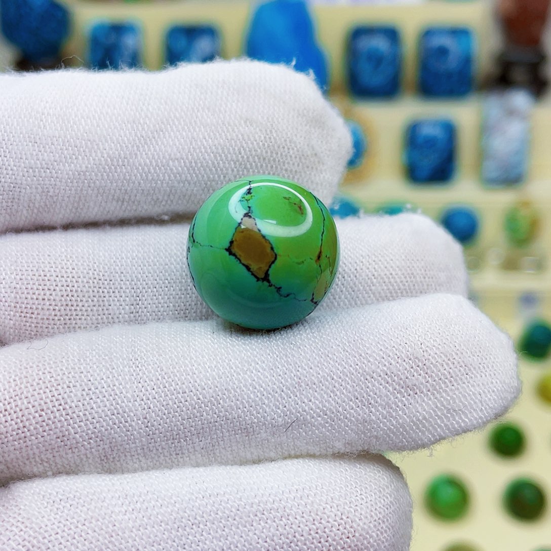 绿松石绿松石未镶嵌