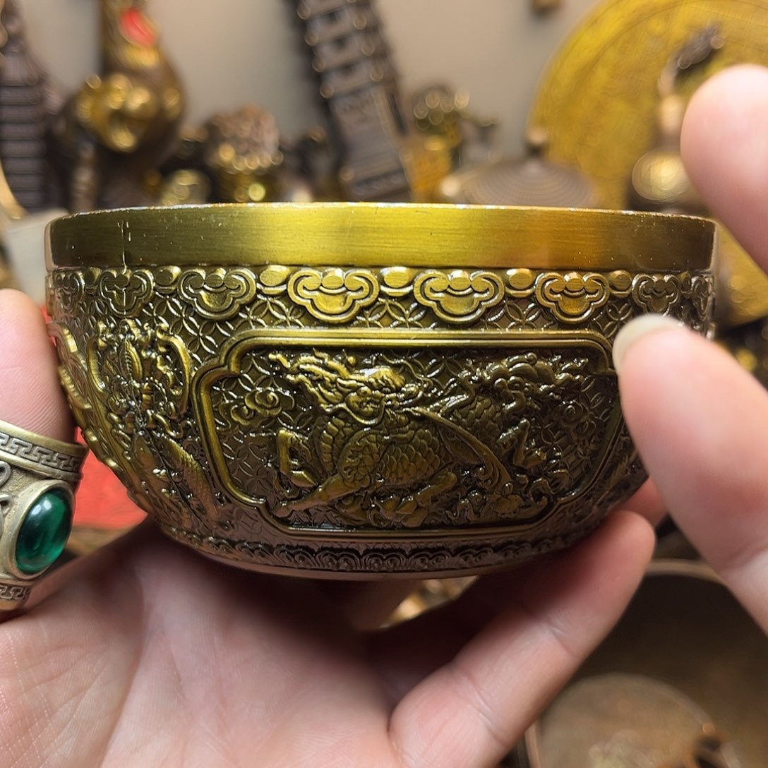 精美铜器工艺品等