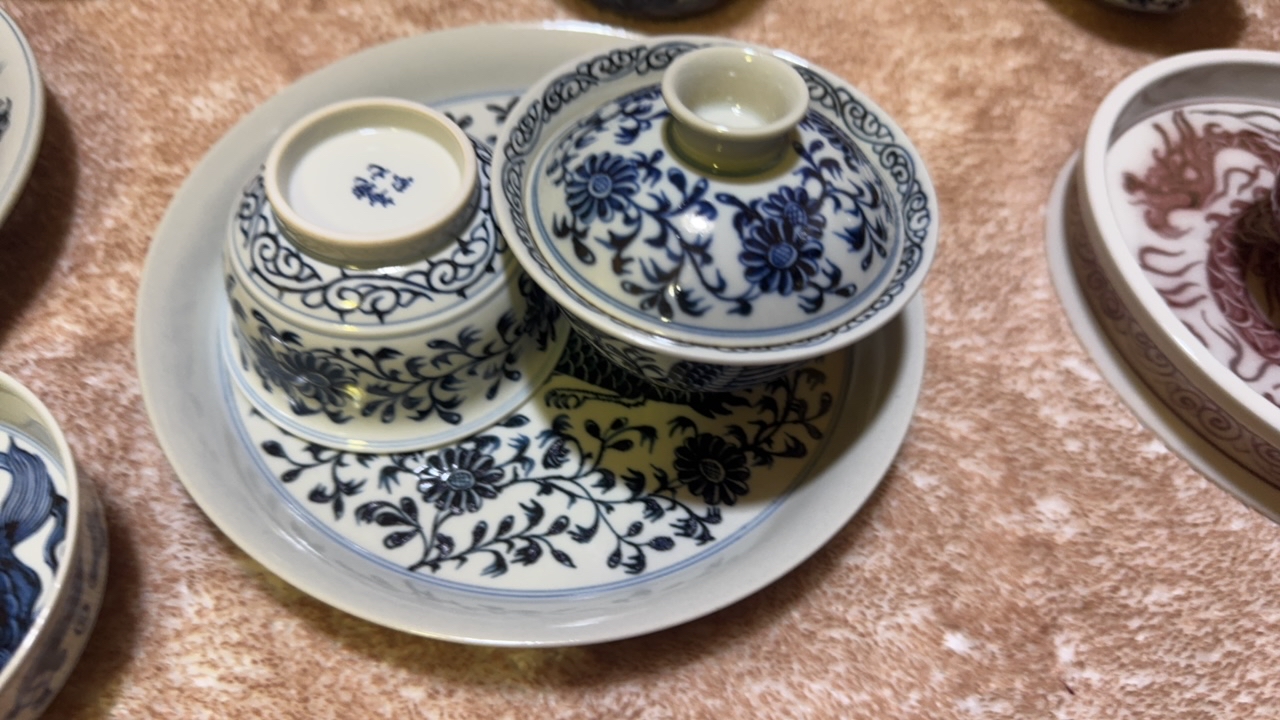 手工手绘凤穿莲，盖碗壶承杯子