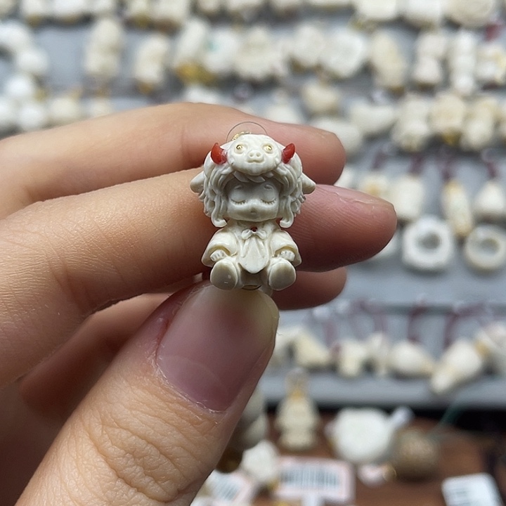 其他猛犸象牙猛犸龙角娃娃