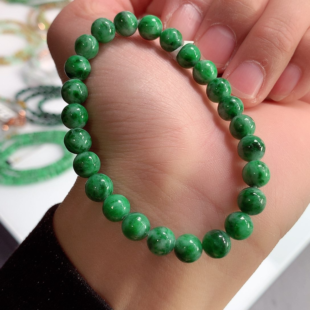 翡翠颈饰足铂镶嵌手串