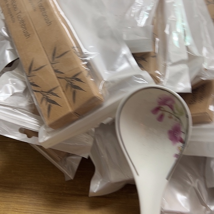 朱泥看图片下单哦672发一半