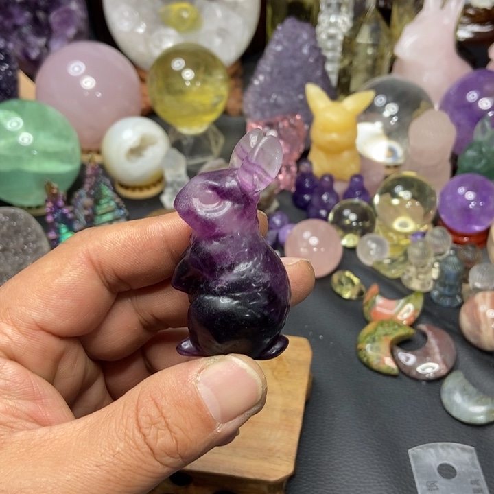 水晶摆件未镶嵌小兔子