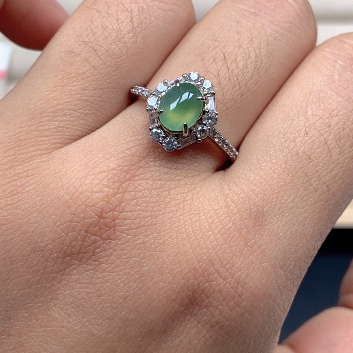 翡翠未镶嵌戒指戒指