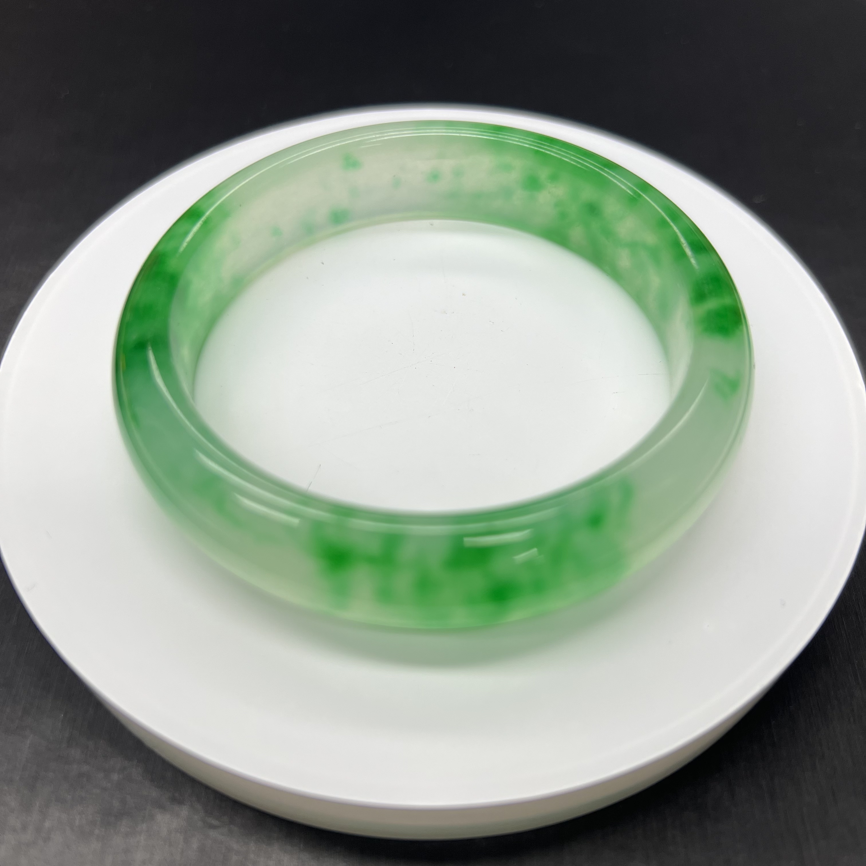 a532绿飘花正圈时尚经典气质