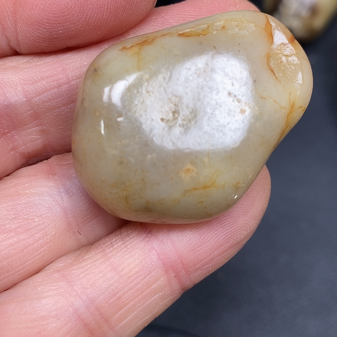 和田玉未镶嵌珠宝奇石