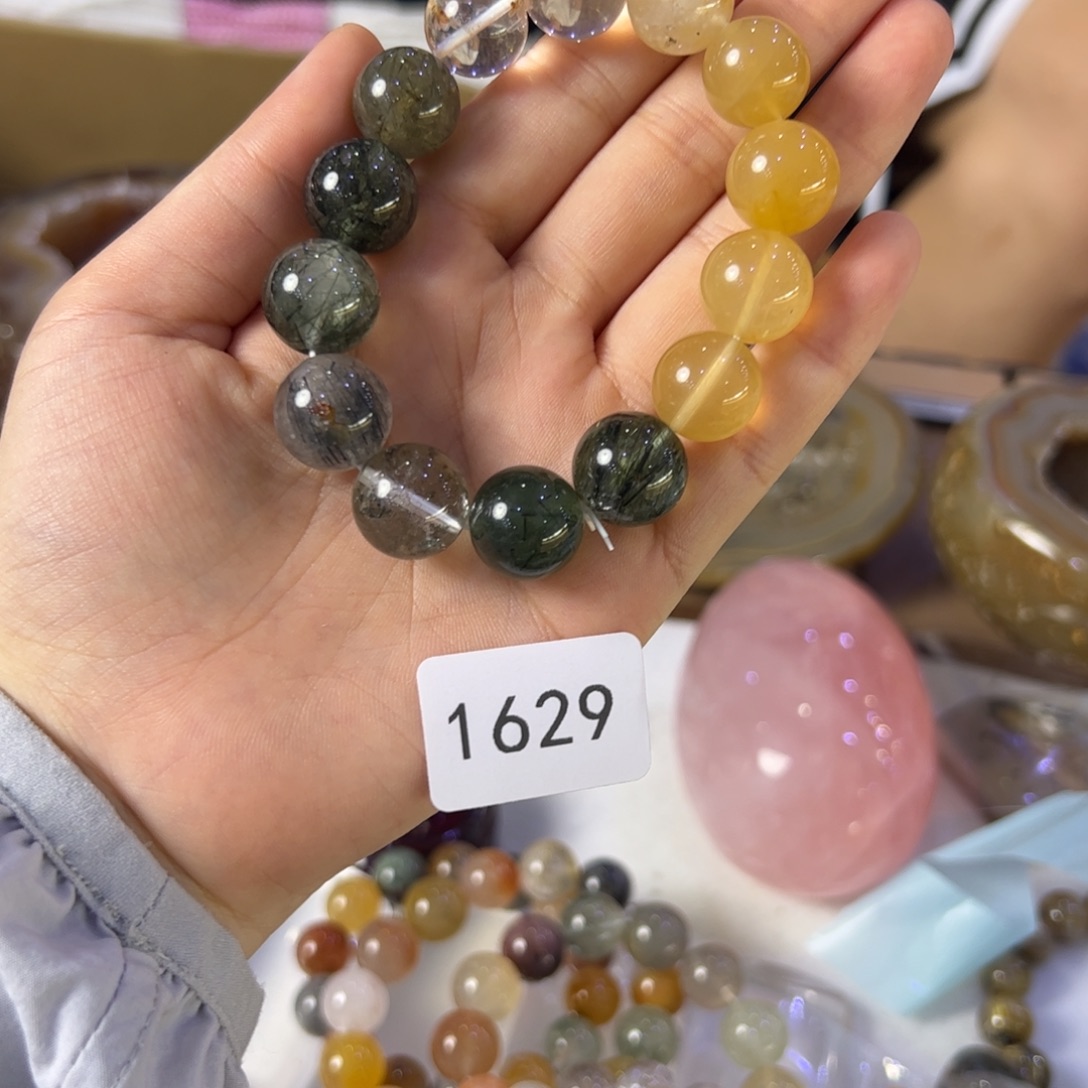 -****水晶珠宝半成品未镶嵌