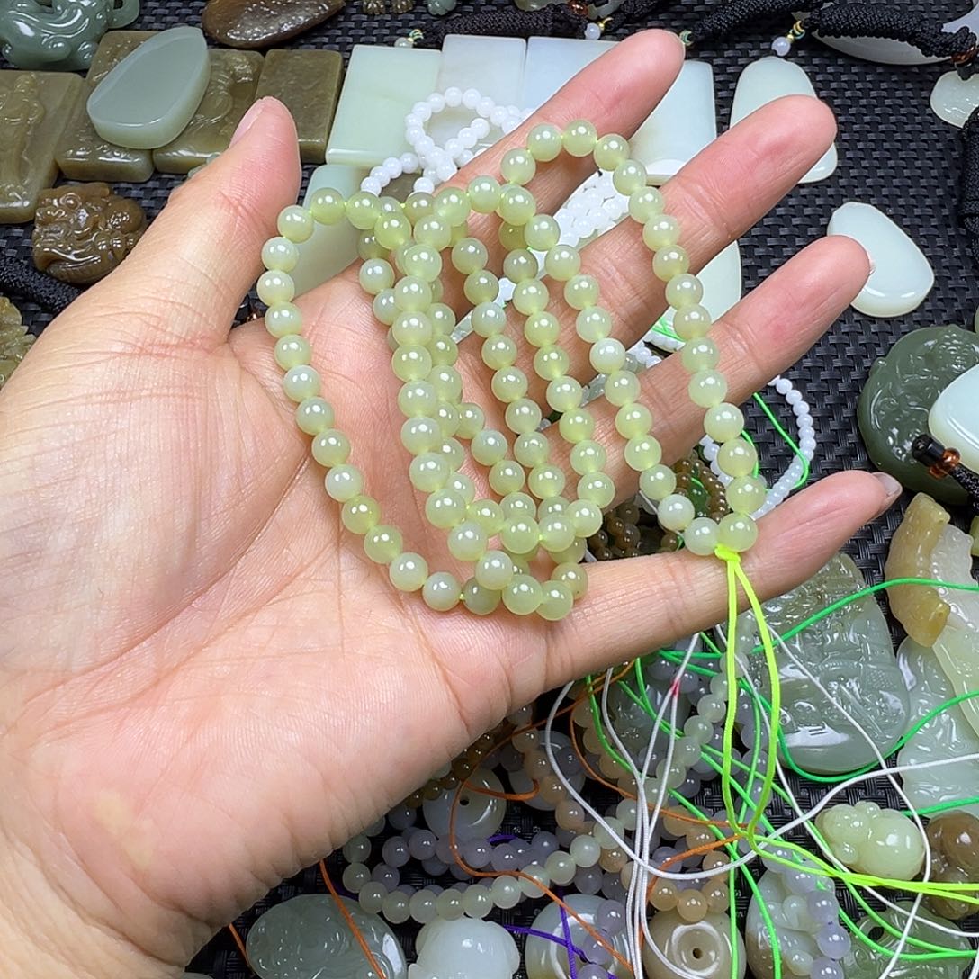 和田玉未镶嵌吊坠(不含链)