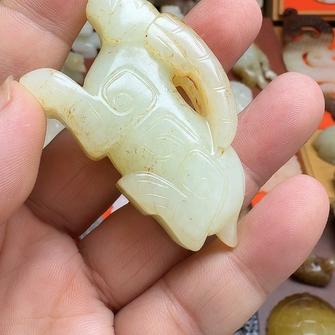 长***弓和田玉（糖玉）未镶嵌挂件