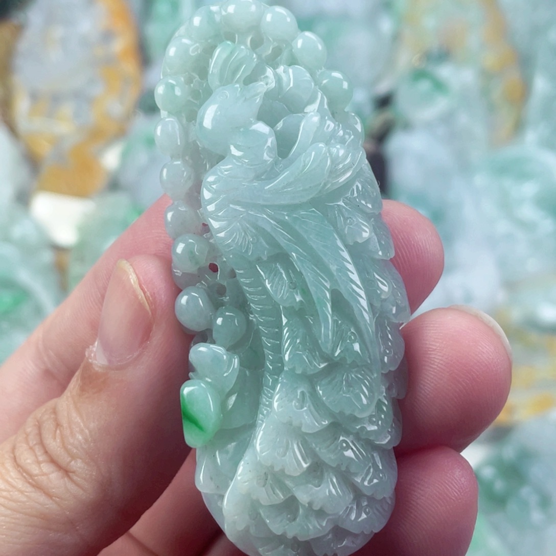 翡翠未镶嵌吊坠(不含链)