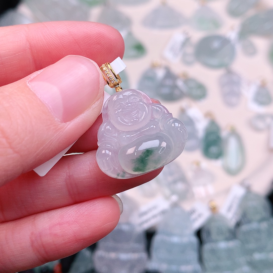 翡翠颈饰18K金镶嵌飘花佛