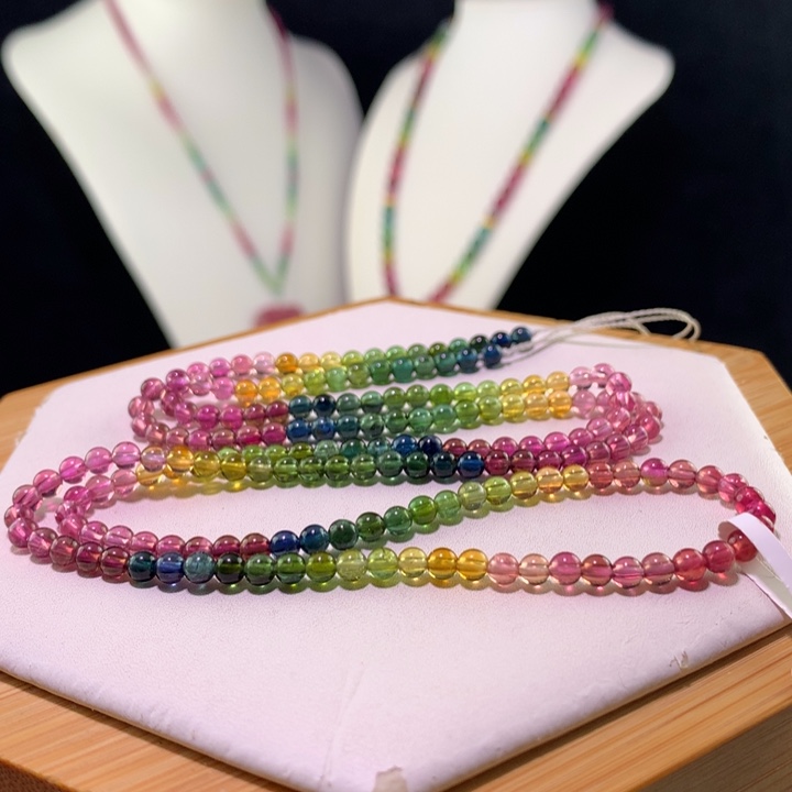 双色碧玺手链未镶嵌