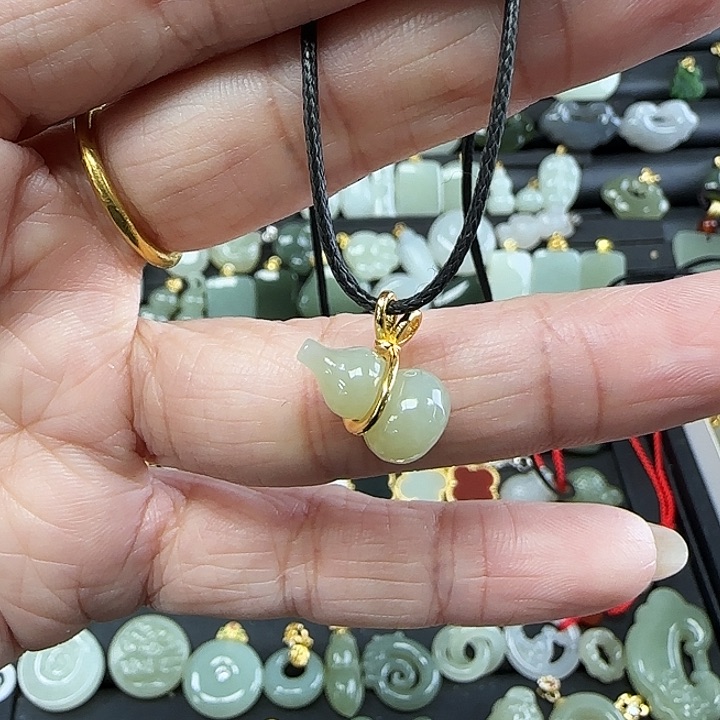 和田玉吊坠(不含链)银S925镶嵌