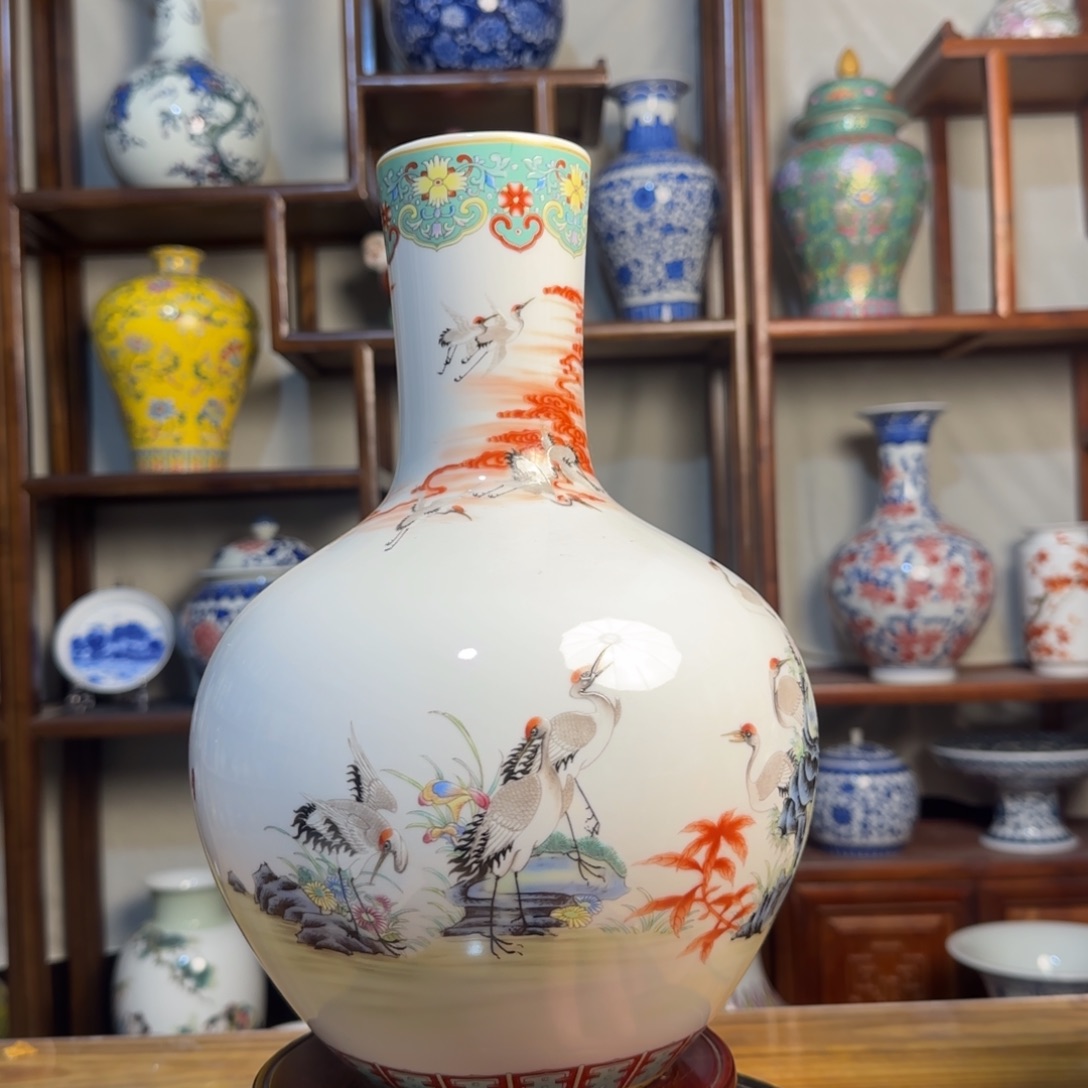 瓶高度32厘米肚径21厘米