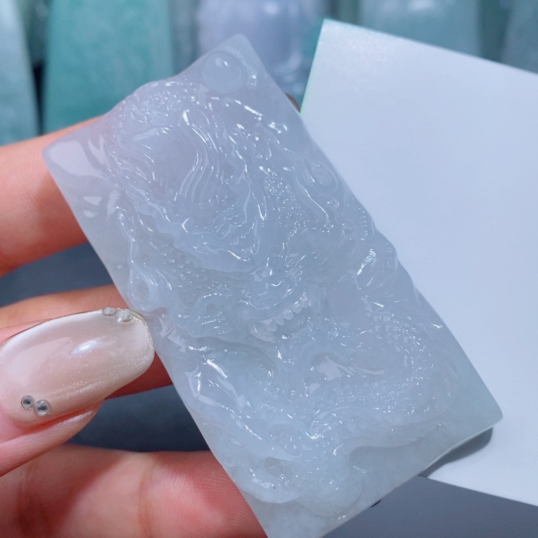 定制翡翠吊坠未镶嵌