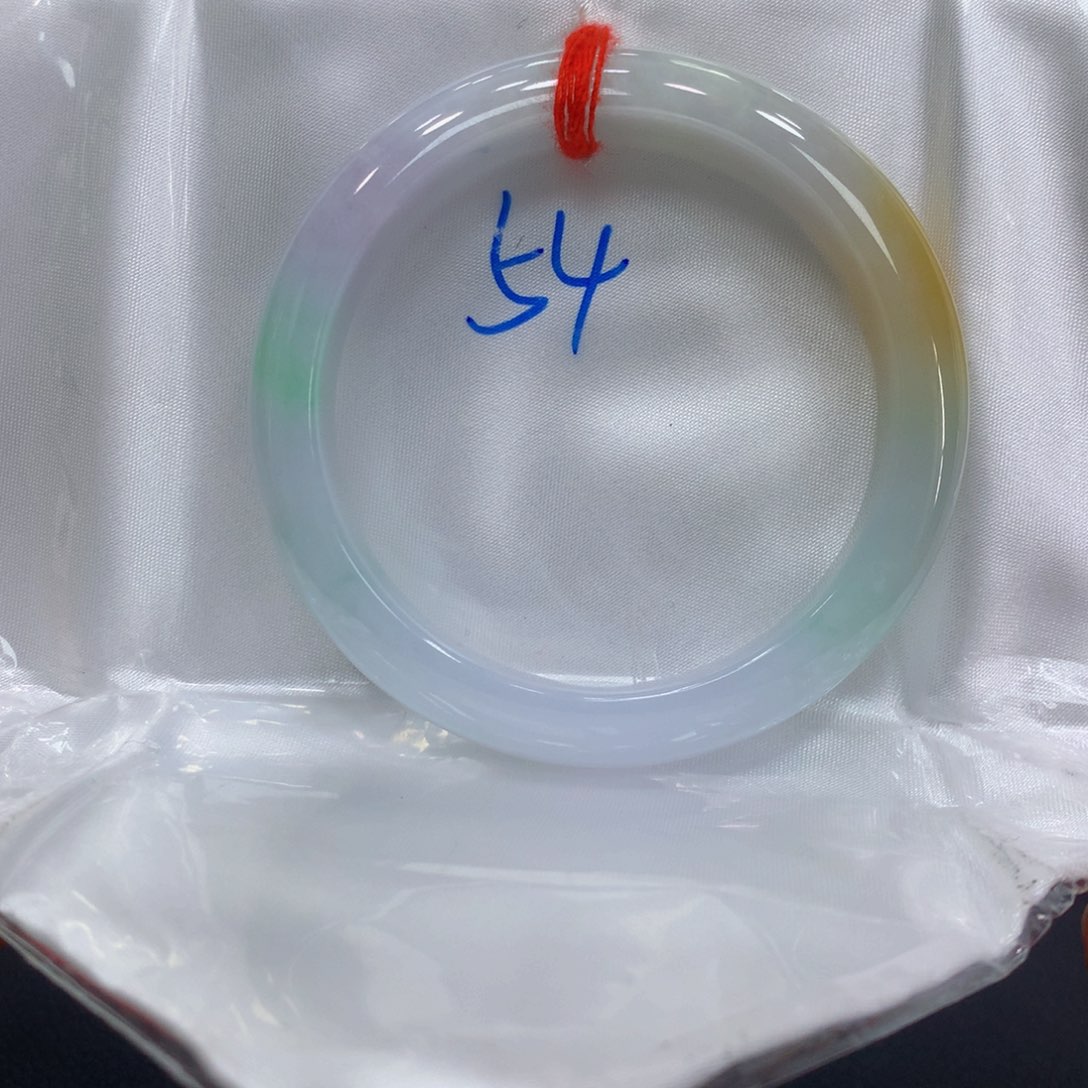 翡翠手镯未镶嵌翡翠