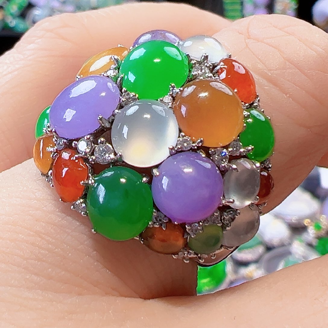 翡翠戒指18K金镶嵌签收后24小时鉴赏期