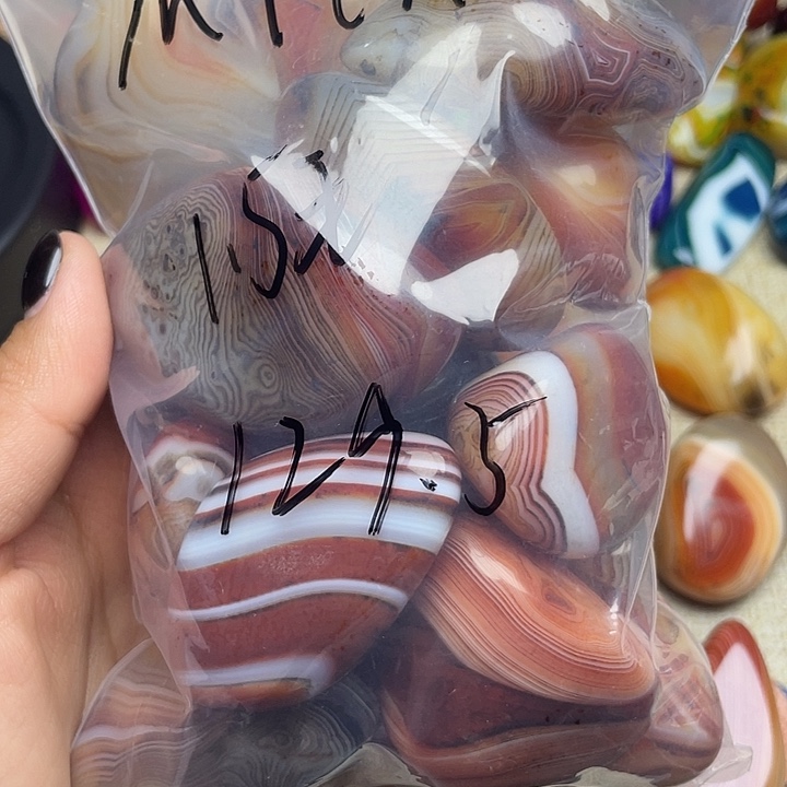 M***h玛瑙/玉髓未镶嵌珠宝半成品
