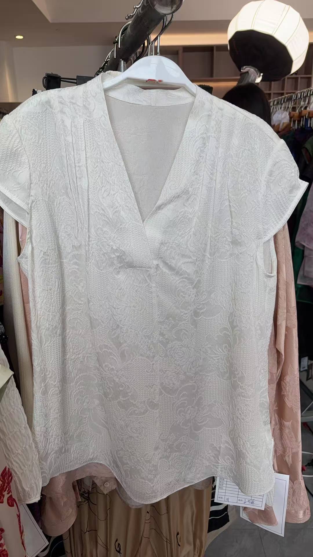 陌妆品牌新款短袖上衣519842