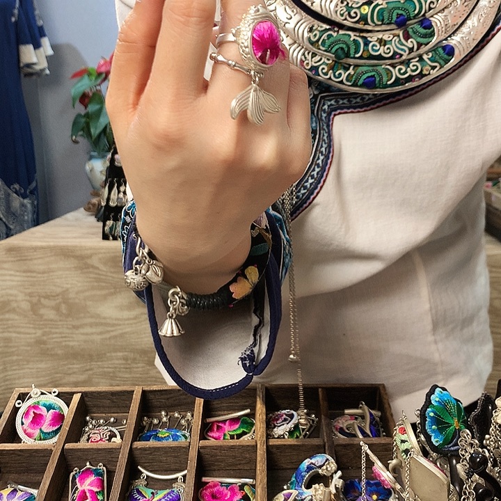 花岗石铁合金戒指