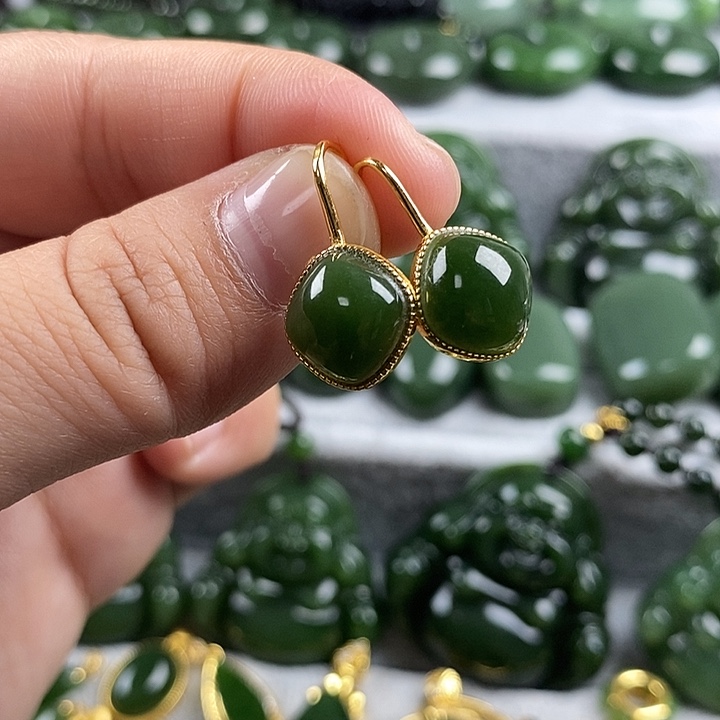 和田玉（碧玉）未镶嵌项链