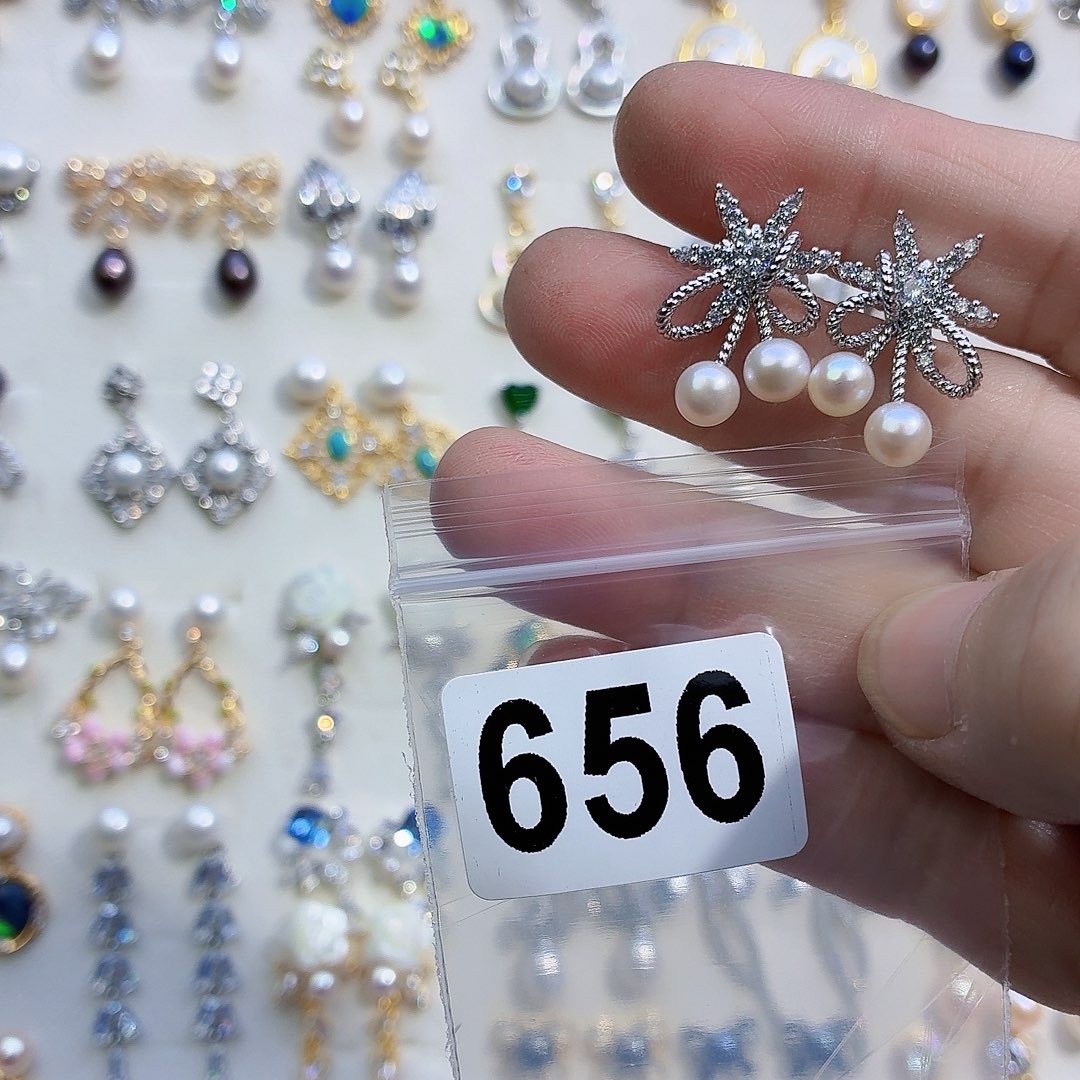 淡水珍珠耳饰合金