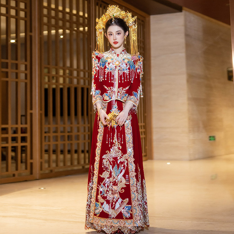 丝绒秀禾服婚服2025新款重工结婚新娘中式嫁衣出阁服龙凤褂高级感