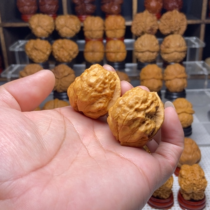 文玩核桃吊坠4金玉满堂