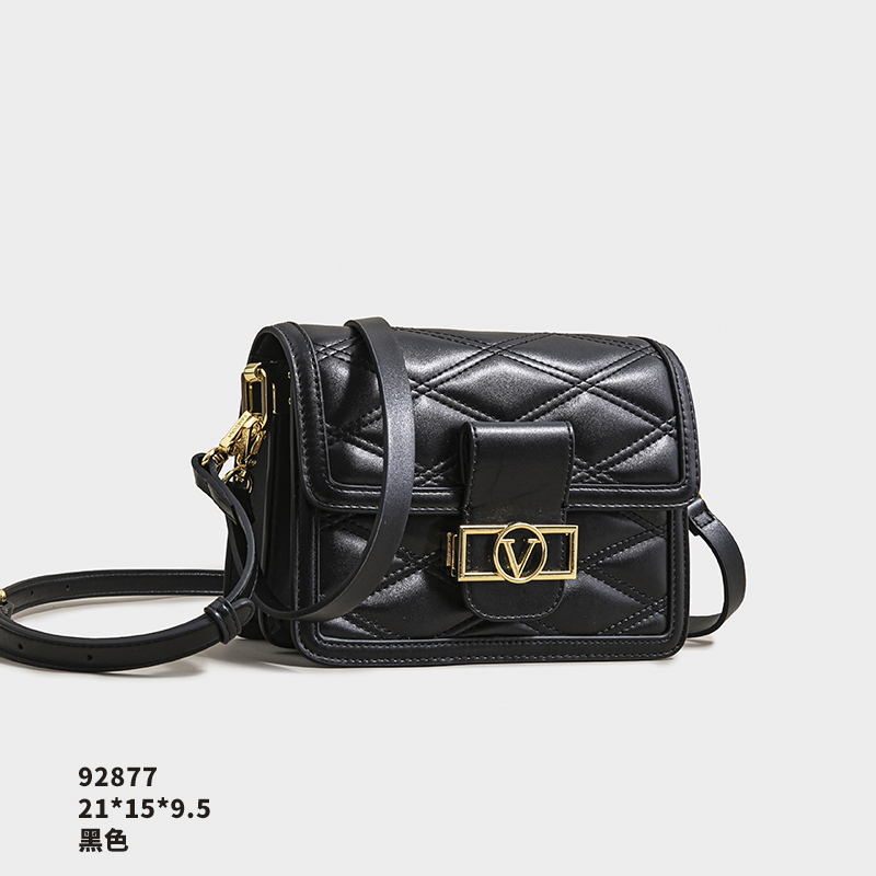 【特特甄选】SK-92877-黑色链条斜挎包牛皮包绣线菱格轻奢女包