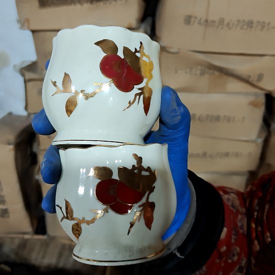 瓷片陶瓷盘子碗啥都有