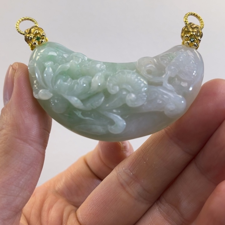 翡翠吊坠(赠链)未镶嵌代编织