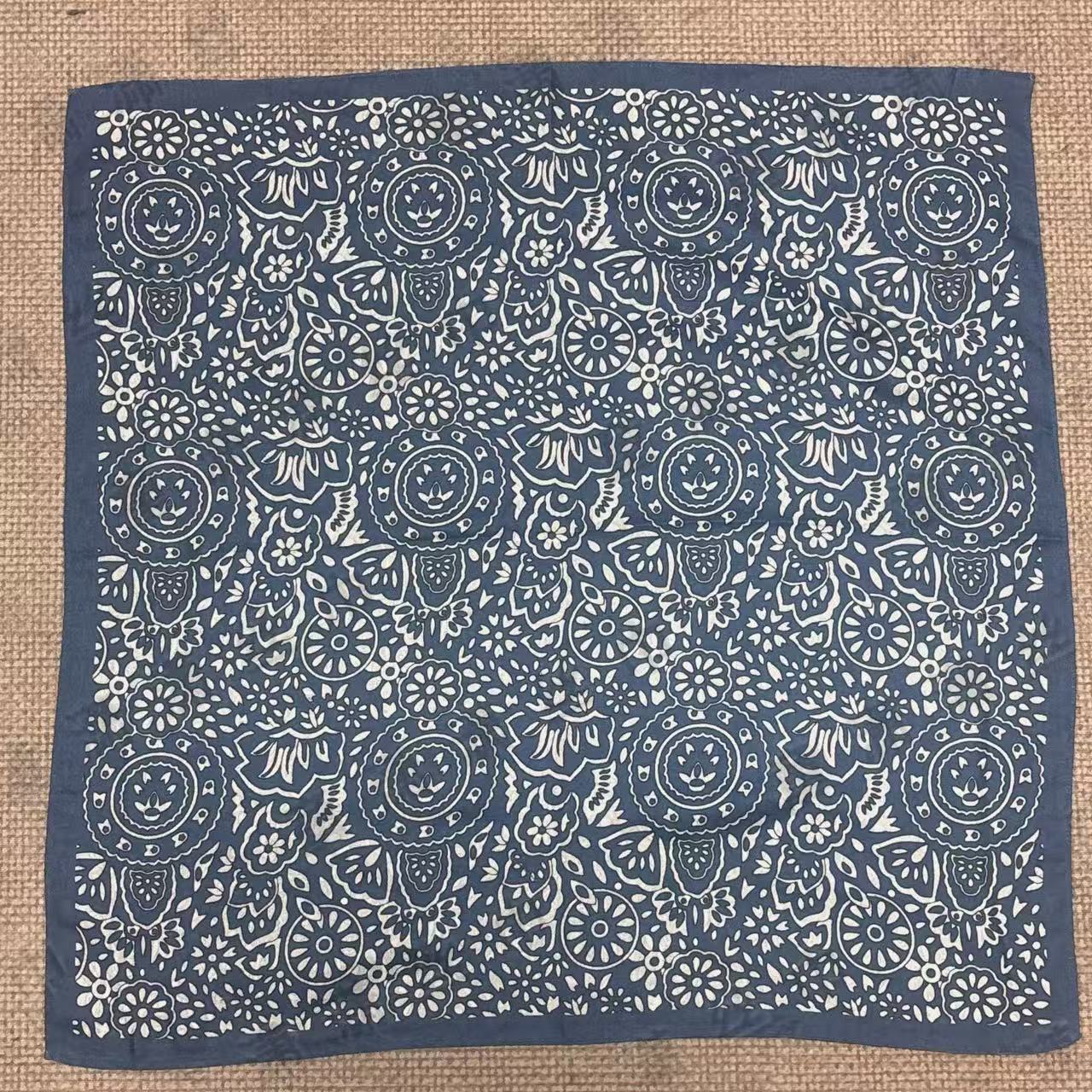 （月白青花）新款方巾65*65左右围巾