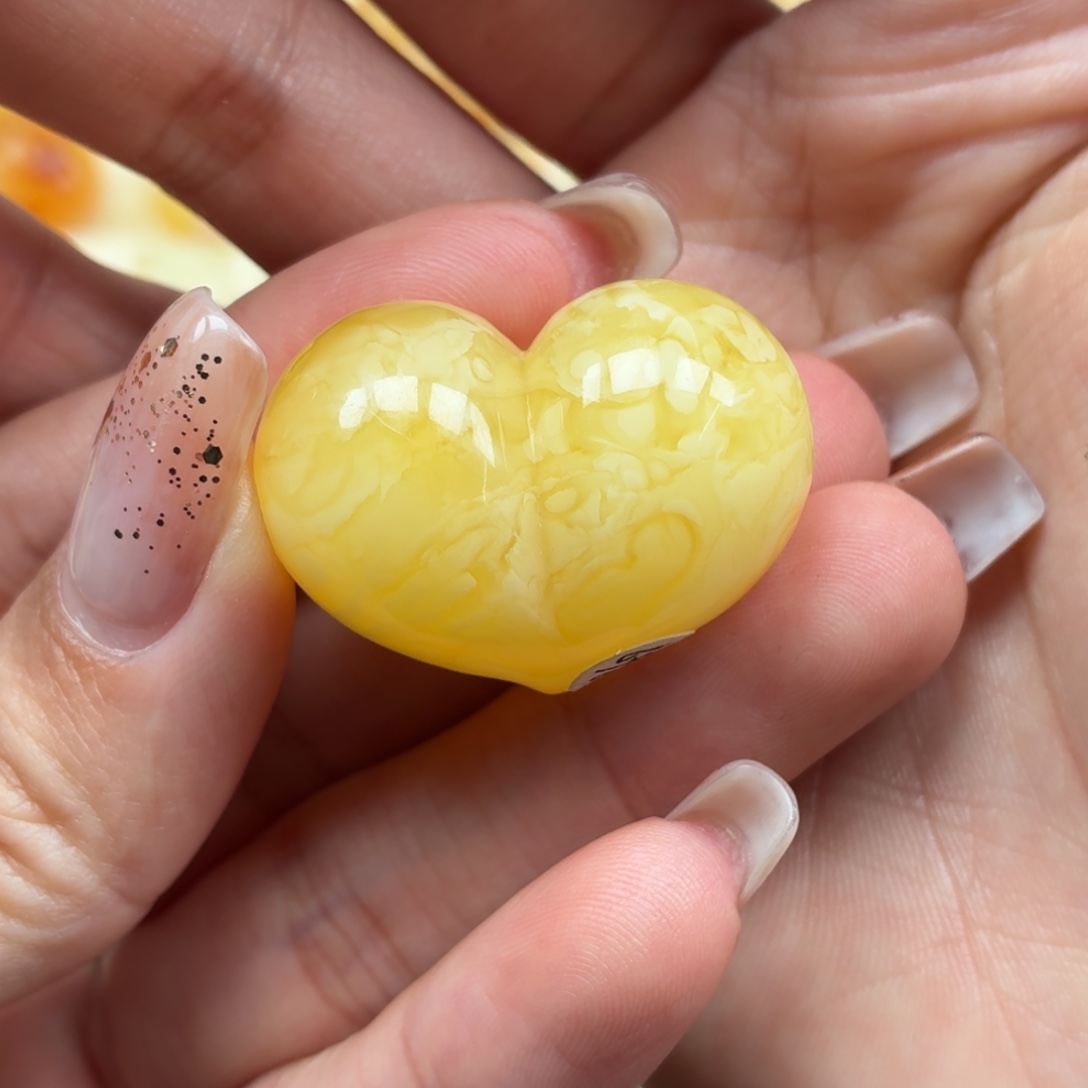 琥珀未镶嵌裸石蜜蜡