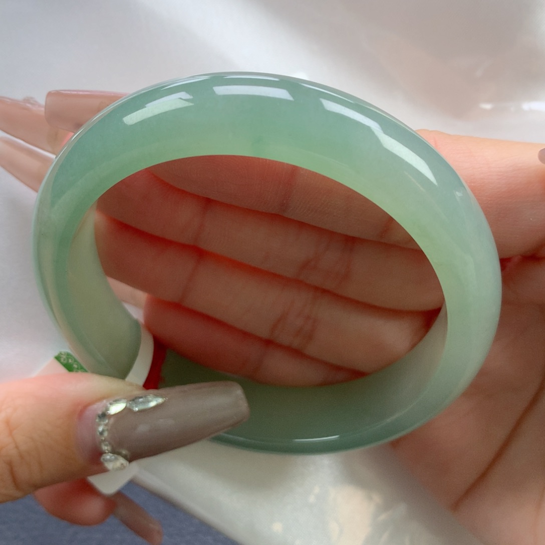 翡翠手镯未镶嵌56.7正圈