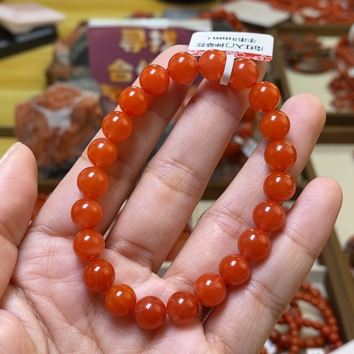 未镶嵌卡8+南红玛瑙