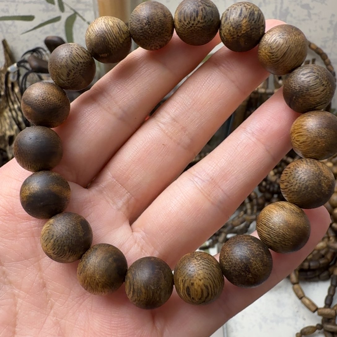 沉香碎屑沉香拂***光卡1.2/11克➕