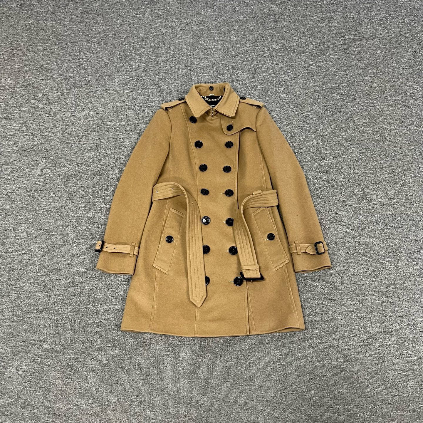 99新 AMIPARIS Burberry卡其色大衣uk6