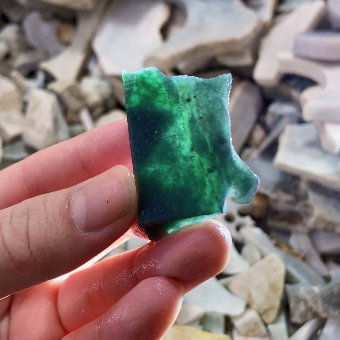 翡翠未镶嵌颈饰天然翡翠