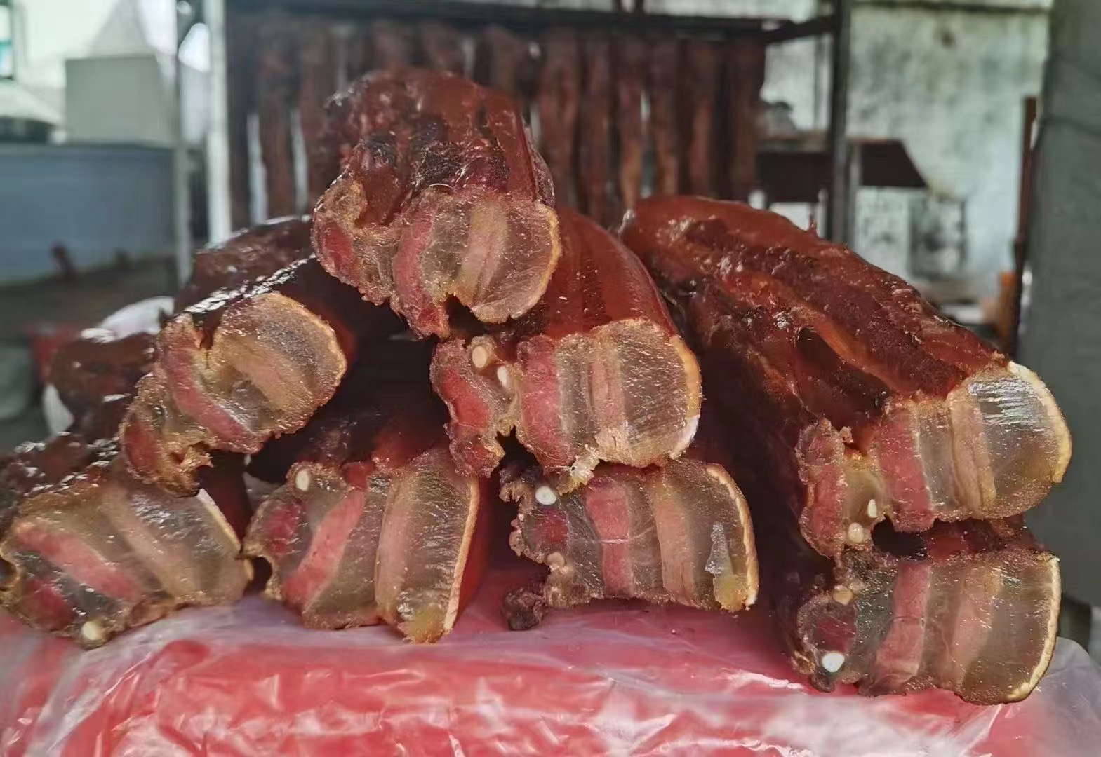 广西土猪腊肉烟熏腊肉（纸包）广西特产烟熏腊肉现称改价两斤起