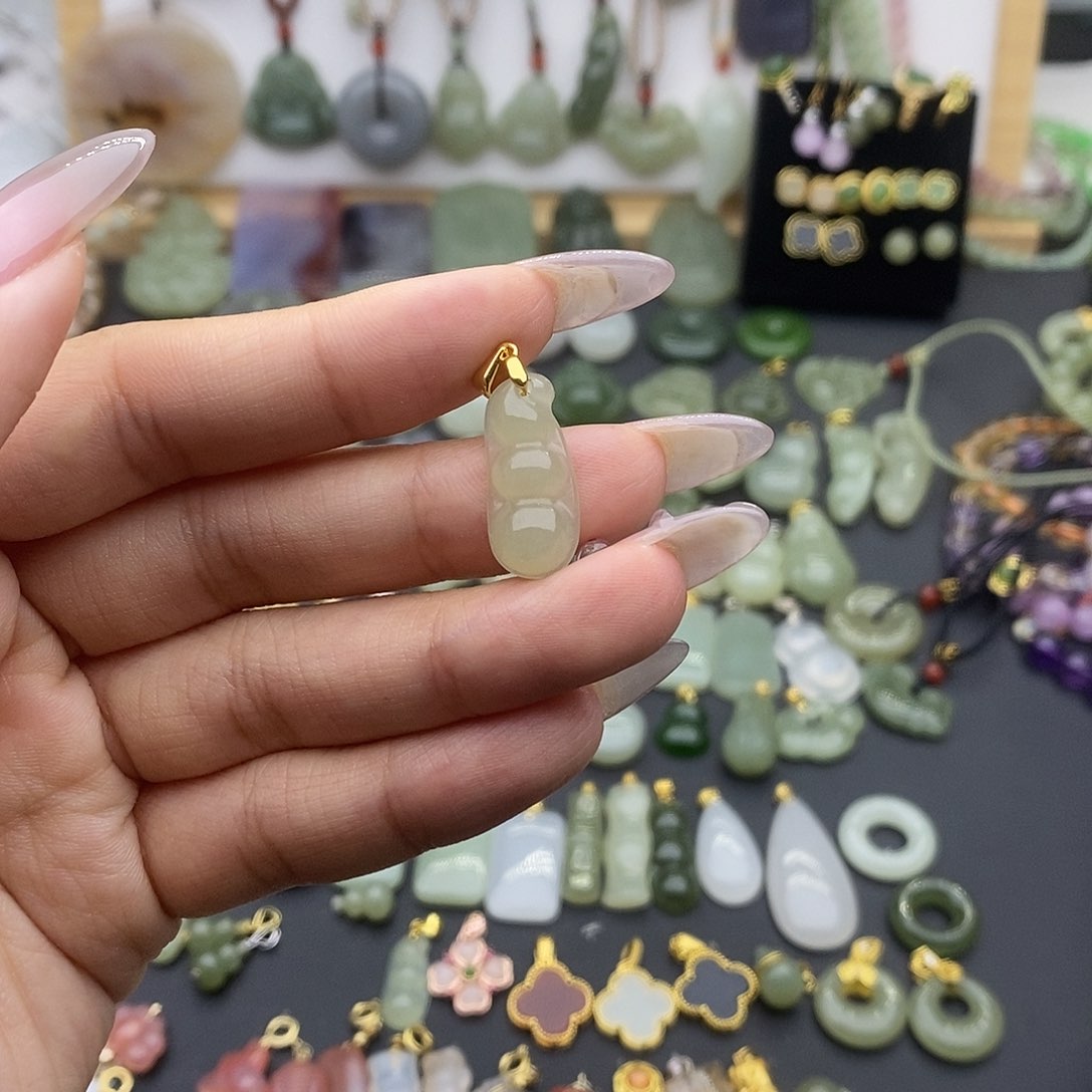 和田玉吊坠(不含链)银S925镶嵌