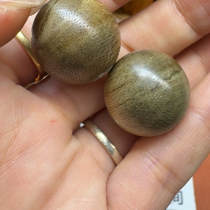 沉香吊坠z****中馨安居沉香定制款