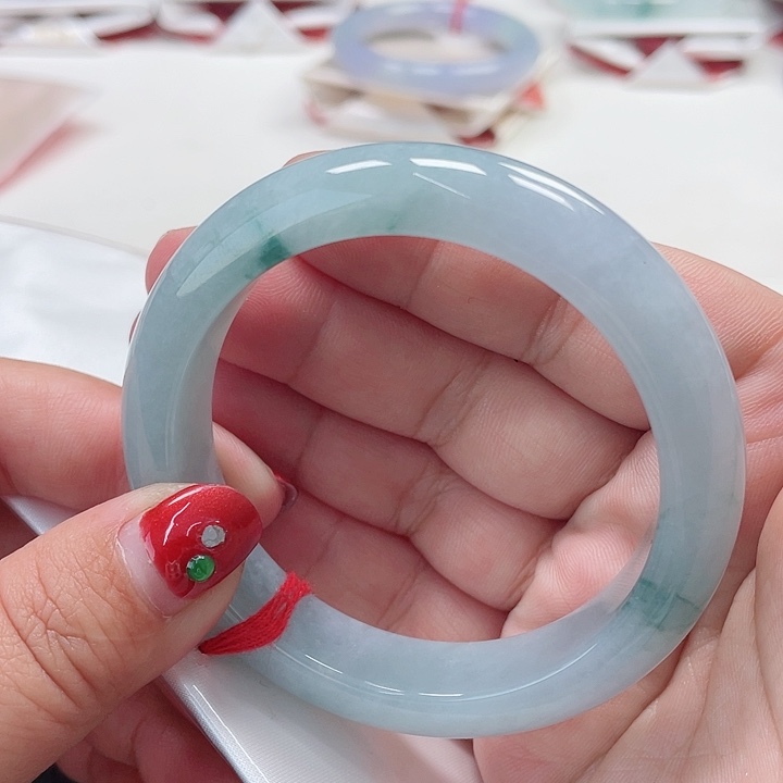 翡翠手镯（圆镯）未镶嵌缅甸翡翠手镯55圈