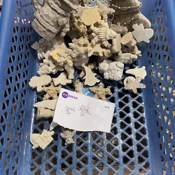 有机玻璃?*哩微瑕。             